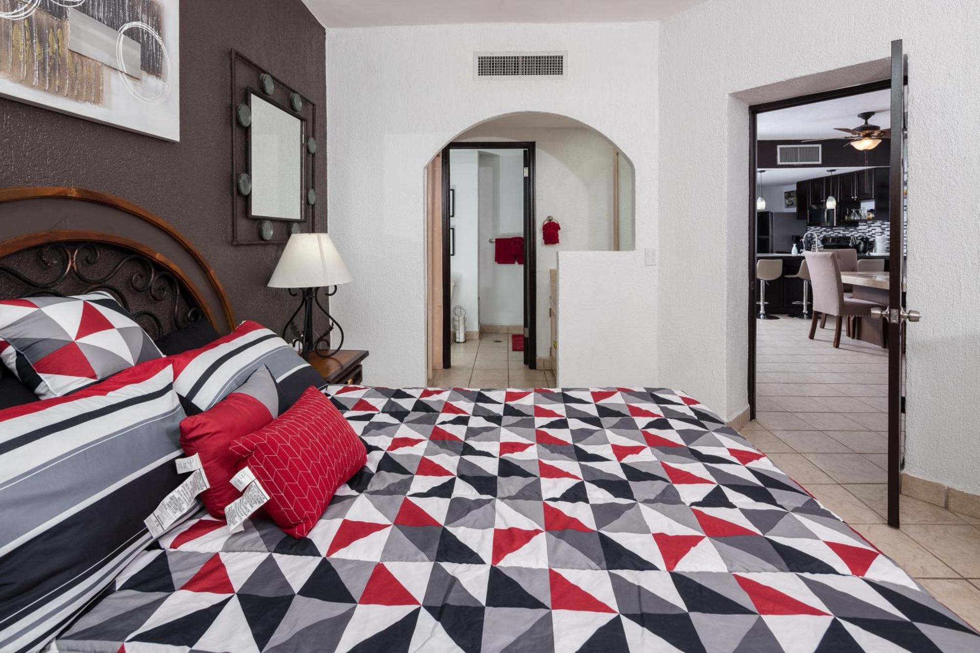 Apartment 301 C Princesa De Penasco *
